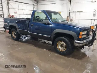2000 GMC Sierra 3500 z VIN 1GTHK34R9YR198379, wystawiony jako IAAI lot #41470214 z przebiegiem 153 923 mil mil oraz . Historia ofert i sprzedaży dostępna na DreamBid. Obrazek 1.