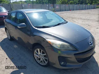 2012 Mazda 3 S Grand Touring z VIN JM1BL1M64C1519586, wystawiony jako IAAI lot #42792969 z przebiegiem 187 873 mil mil oraz . Historia ofert i sprzedaży dostępna na DreamBid. Obrazek 1.