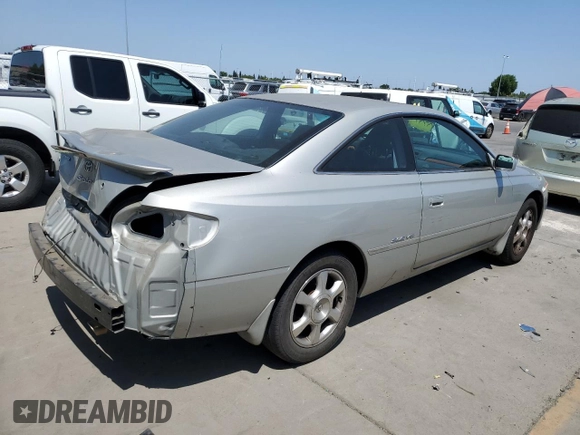 2002 Toyota Solara SE z VIN 2T1CF28P62C575561, wystawiony jako Copart lot #59748025 z przebiegiem 108 748 mil mil oraz Szkoda całkowita • Salvage title. Historia ofert i sprzedaży dostępna na DreamBid. Obrazek 3.