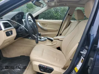 2013 BMW 3 Series 328i xDrive z VIN WBA3B3C50DJ969679, wystawiony jako Copart lot #58814715 z przebiegiem 74 320 mil mil oraz Szkoda całkowita • Salvage title. Historia ofert i sprzedaży dostępna na DreamBid. Obrazek 7.