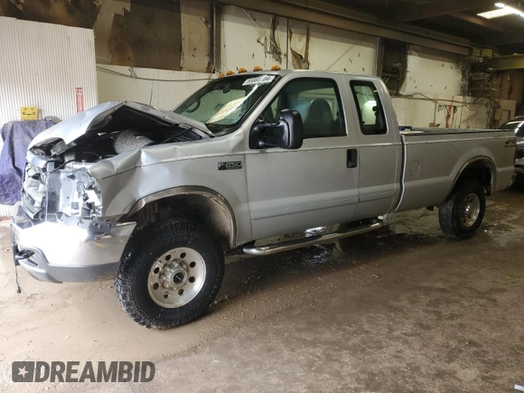 2001 Ford Super Duty F-250 XL with VIN 1FTNX21FX1EA66723, listed as a Copart auction lot 55885984 with 314,822 mi miles and Clean Title. Bid and sale history available at carsss.com. Image 1.