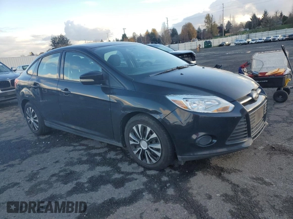 2013 Ford Focus SE with VIN 1FADP3F24DL314090, listed as a Copart auction lot 80636494 with 136,706 mi miles and Salvage Title. Bid and sale history available at carsss.com. Image 4.