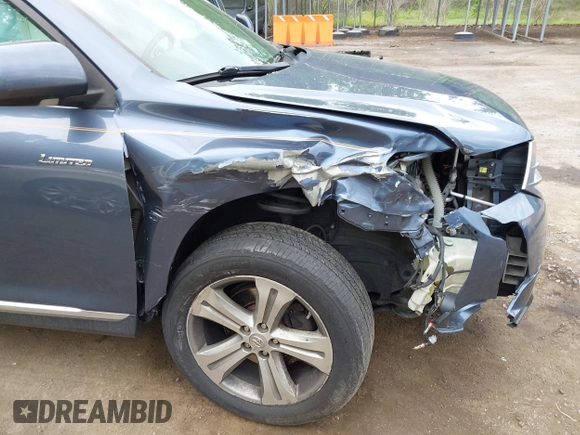 2013 Toyota Highlander Limited z VIN 5TDDK3EH9DS203161, wystawiony jako IAAI lot #42193516 z przebiegiem 194 352 mil mil oraz . Historia ofert i sprzedaży dostępna na DreamBid. Obrazek 6.