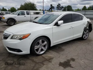 2013 Acura ILX Premium Pkg with VIN 19VDE1F53DE016761, listed as a Copart auction lot 60323344 with 132,145 mi miles and Salvage Title. Bid and sale history available at carsss.com. Image 1.