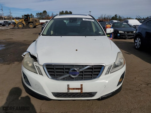 2010 Volvo XC60 3.2L with VIN YV4960DZ2A2079883, listed as a Copart auction lot 44776935 with 0 mi miles and Salvage Title. Bid and sale history available at carsss.com. Image 5.
