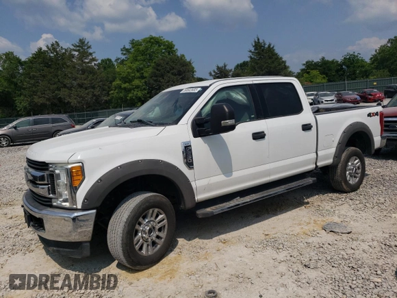 2017 Ford F-250 Lariat with VIN 1FT7W2B6XHEB36788, listed as a Copart auction lot 59502685 with 107,970 mi miles and Salvage title. Bid and sale history available at DreamBid. Image 1.