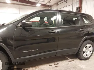 2016 Jeep Cherokee Sport with VIN 1C4PJMAB0GW321370, listed as a IAAI auction lot 41487094 with 131,336 mi miles and . Bid and sale history available at DreamBid. Image 15.