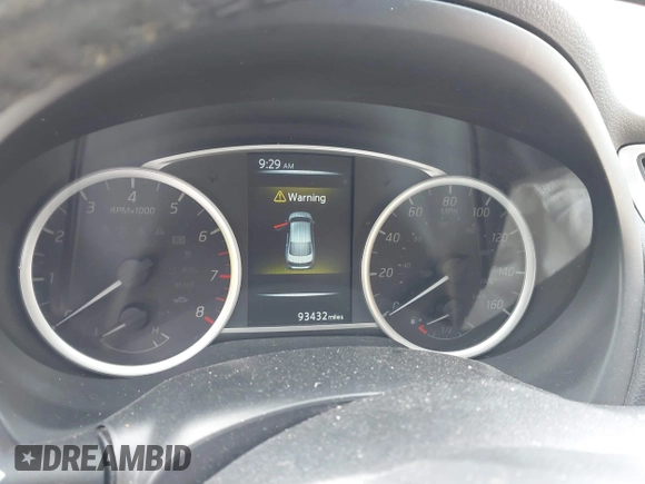 2018 Nissan Sentra SV with VIN 3N1AB7AP1JL649770, listed as a IAAI auction lot 41580127 with 93,432 mi miles and . Bid and sale history available at carsss.com. Image 7.