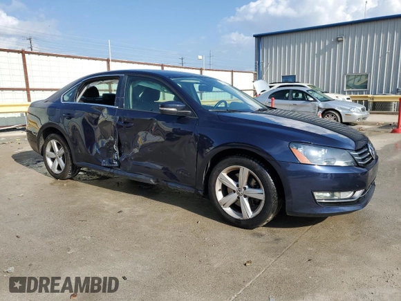 2015 Volkswagen Passat S with VIN 1VWAS7A38FC079955, listed as a Copart auction lot 85233014 with 133,305 mi miles and Salvage title. Bid and sale history available at DreamBid. Image 4.