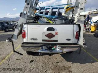 2001 Ford F-150 SuperCrew XLT with VIN 1FTRW07L41KD95909, listed as a Copart auction lot 51649305 with 181,017 mi miles and Salvage Title. Bid and sale history available at carsss.com. Image 6.