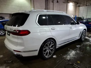 2020 BMW X7 xDrive40i with VIN 5UXCW2C08L9A03782, listed as a Copart auction lot 44856085 with 148,166 mi miles and Salvage Title. Bid and sale history available at carsss.com. Image 3.