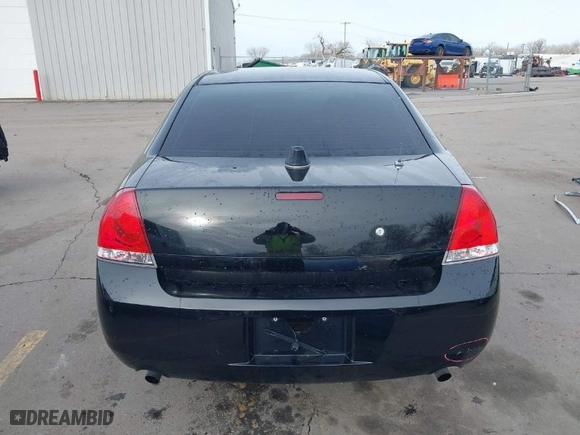 2016 Chevrolet Impala Limited Police Police with VIN 2G1WD5E30G1102940, listed as a IAAI auction lot 41601158 with NaN miles. Bid and sale history available at carsss.com. Image 16.