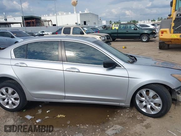 2009 Honda Accord EX-L z VIN 1HGCP26849A028250, wystawiony jako IAAI lot #42149706 z przebiegiem 191 294 mil mil oraz . Historia ofert i sprzedaży dostępna na DreamBid. Obrazek 14.