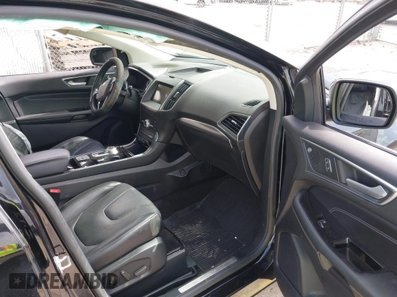 2020 Ford Edge Titanium with VIN 2FMPK4K93LBA05221, listed as a IAAI auction lot 42497787 with Not provided miles and . Bid and sale history available at DreamBid. Image 5.