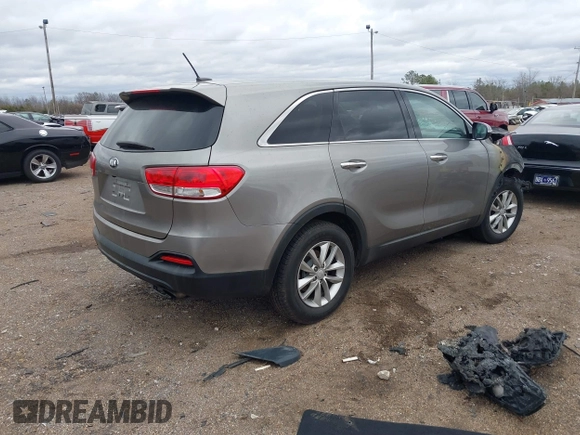 2018 Kia Sorento LX with VIN 5XYPG4A32JG395997, listed as a IAAI auction lot 41718004 with 1 mi miles. Bid and sale history available at carsss.com. Image 4.