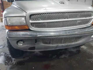 2004 Dodge Dakota SLT with VIN 1D7HG48N64S523528, listed as a IAAI auction lot 41199575 with 261,239 mi miles. Bid and sale history available at carsss.com. Image 17.