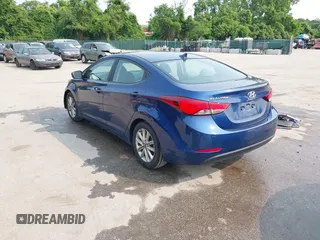 2015 Hyundai Elantra SE z VIN 5NPDH4AE9FH583692, wystawiony jako IAAI lot #42364514 z przebiegiem 156 282 mil mil oraz . Historia ofert i sprzedaży dostępna na DreamBid. Obrazek 3.