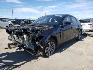 2022 Mazda Mazda3 Hatchback 2.5 S with VIN JM1BPAJL6N1505707, listed as a Copart auction lot 67391702 with 9,578 mi miles. Bid and sale history available at carsss.com. Image 2.