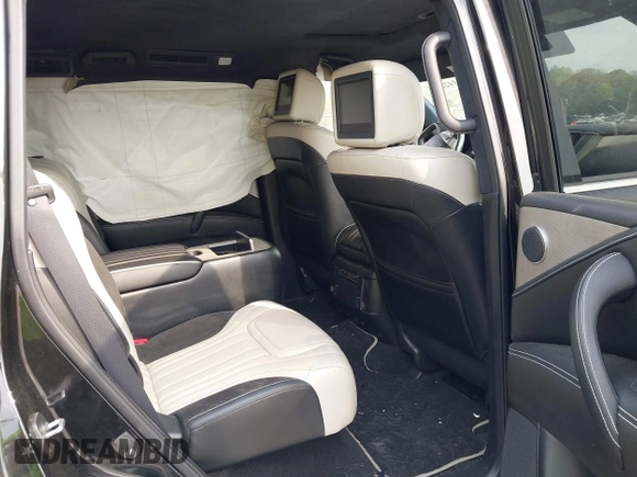 2019 Infiniti QX80 LUXE with VIN JN8AZ2NE7K9238439, listed as a IAAI auction lot 41961424 with Not Provided miles. Bid and sale history available at carsss.com. Image 8.
