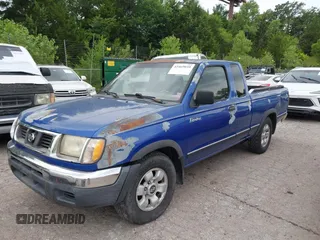 1999 Nissan Frontier XE z VIN 1N6DD26S5XC319085, wystawiony jako IAAI lot #42469039 z przebiegiem 59 251 mil mil oraz . Historia ofert i sprzedaży dostępna na DreamBid. Obrazek 6.
