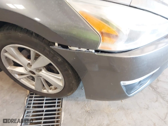 2015 Nissan Altima 2.5 with VIN 1N4AL3AP5FC256379, listed as a IAAI auction lot 41764300 with 144,339 mi miles. Bid and sale history available at carsss.com. Image 6.