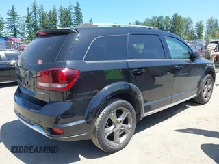 2015 Dodge Journey Crossroad z VIN 3C4PDDGGXFT607189, wystawiony jako IAAI lot #42475316 z przebiegiem 186 317 mil mil oraz . Historia ofert i sprzedaży dostępna na DreamBid. Obrazek 4.