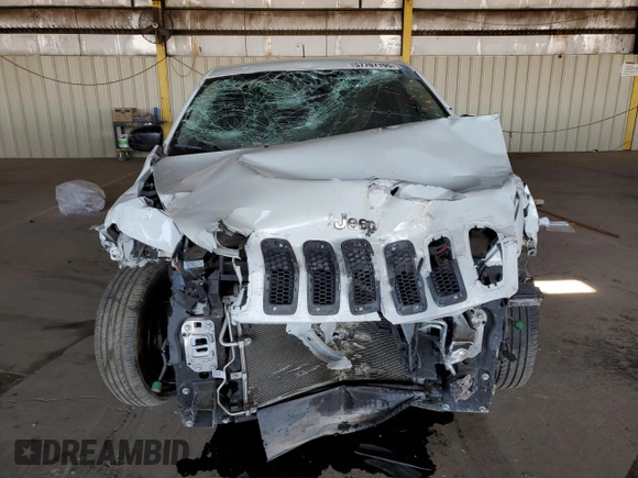 2017 Jeep Cherokee Sport с VIN 1C4PJLAB5HW643353, выставлен на аукционе Copart как лот 57707195 с пробегом 104 655 миль миль и Списание • Salvage title. История ставок и продаж доступна на DreamBid. Изображение 5.