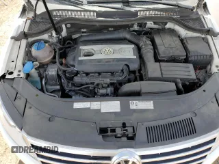 2013 Volkswagen CC Sport Plus z VIN WVWBP7AN9DE521699, wystawiony jako Copart lot #48622655 z przebiegiem 118 157 mil mil oraz Czysty tytuł • Clean title. Historia ofert i sprzedaży dostępna na DreamBid. Obrazek 11.
