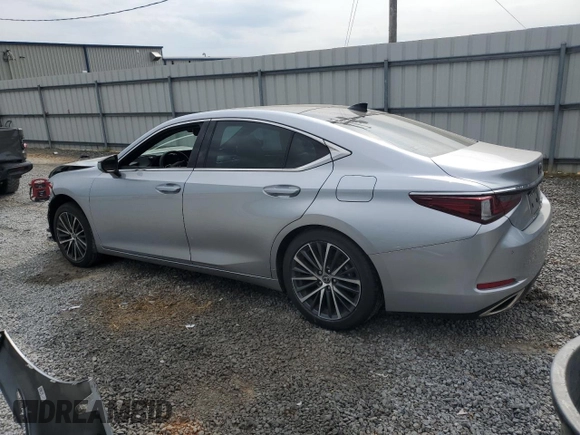 2022 Lexus ES 350 z VIN 58ADZ1B16NU137290, wystawiony jako Copart lot #53819995 z przebiegiem 28 349 mil mil oraz Szkody całkowita. Historia ofert i sprzedaży dostępna na DreamBid. Obrazek 2.