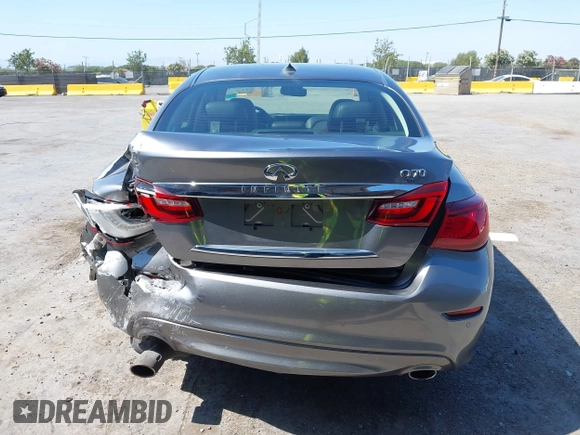 2017 Infiniti Q70 3.7 with VIN JN1BY1AP1HM740652, listed as a IAAI auction lot 42417772 with 81,723 mi miles and . Bid and sale history available at DreamBid. Image 6.