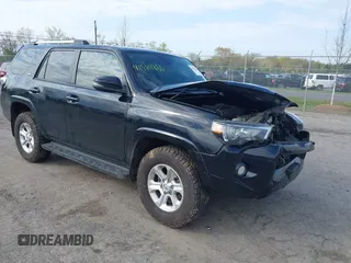 2020 Toyota 4Runner SR5 with VIN JTEBU5JR6L5796733, listed as a IAAI auction lot 41984880 with 115,870 mi miles and . Bid and sale history available at DreamBid. Image 1.