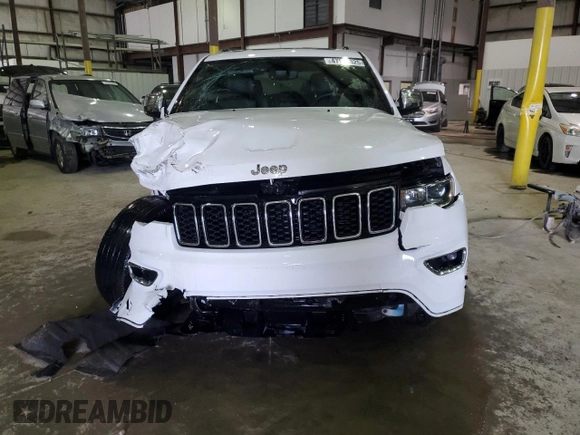 2020 Jeep Grand Cherokee Limited z VIN 1C4RJFBG4LC318126, wystawiony jako Copart lot #47589325 z przebiegiem 58 682 mil mil oraz Nie do naprawy • Non repairable. Historia ofert i sprzedaży dostępna na DreamBid. Obrazek 5.