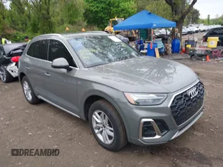 2023 Audi Q5 S line Premium with VIN WA1GAAFY2P2013050, listed as a IAAI auction lot 42208300 with 22,218 mi miles and . Bid and sale history available at DreamBid. Image 13.
