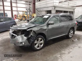 2012 Toyota Highlander Limited with VIN 5TDDK3EH9CS107769, listed as a IAAI auction lot 41378806 with 195,643 mi miles. Bid and sale history available at carsss.com. Image 17.