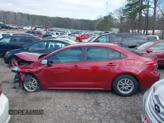 2022 Toyota Corolla Hybrid LE with VIN JTDEAMDE3NJ055141, listed as a IAAI auction lot 41625450 with 1 mi miles. Bid and sale history available at carsss.com. Image 13.
