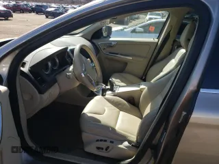 2013 Volvo XC60 T6 with VIN YV4902DZ0D2428539, listed as a Copart auction lot 49141265 with 102,037 mi miles and Salvage Title. Bid and sale history available at carsss.com. Image 7.