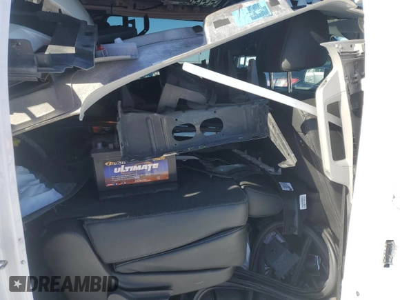 2019 Chevrolet Suburban Premier with VIN 1GNSKJKJ2KR127126, listed as a Copart auction lot 89132285 with 153,878 mi miles and Clean Title. Bid and sale history available at DreamBid. Image 10.