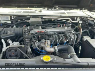 2000 Mitsubishi Montero z VIN JA4MR51R6YJ002305, wystawiony jako Copart lot #50263015 z przebiegiem 138 861 mil mil oraz Czysty tytuł • Clean title. Historia ofert i sprzedaży dostępna na DreamBid. Obrazek 7.