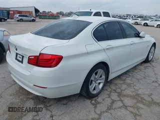 2013 BMW 5 Series 528i with VIN WBAXG5C55DDY33772, listed as a IAAI auction lot 41605701 with 131,473 mi miles and . Bid and sale history available at carsss.com. Image 4.