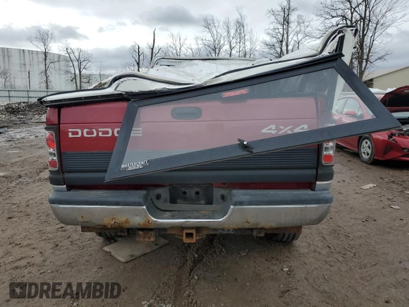 1999 Dodge 2500 z VIN 1B7KF2367XJ566373, wystawiony jako Copart lot #47942975 z przebiegiem 134 136 mil mil oraz Szkoda całkowita • Salvage title. Historia ofert i sprzedaży dostępna na DreamBid. Obrazek 6.