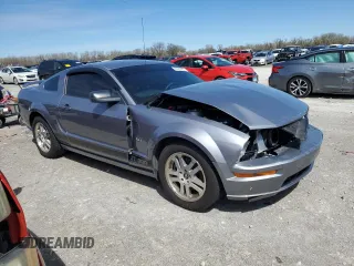 2006 Ford Mustang GT Deluxe with VIN 1ZVFT82H665257823, listed as a Copart auction lot 49920895 with 190,865 mi miles and Salvage Title. Bid and sale history available at carsss.com. Image 4.
