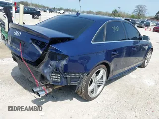 2014 Audi S4 Premium Plus z VIN WAUDGAFL1EA120568, wystawiony jako IAAI lot #42143431 z przebiegiem 81 715 mil mil oraz . Historia ofert i sprzedaży dostępna na DreamBid. Obrazek 4.