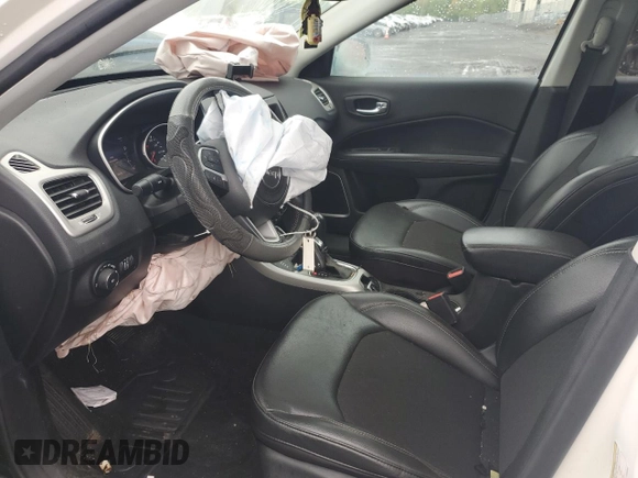 2020 Jeep Compass Latitude с VIN 3C4NJDBB0LT258454, выставлен на аукционе Copart как лот 53504695 с пробегом 54 070 миль миль и Списание • Salvage title. История ставок и продаж доступна на DreamBid. Изображение 7.