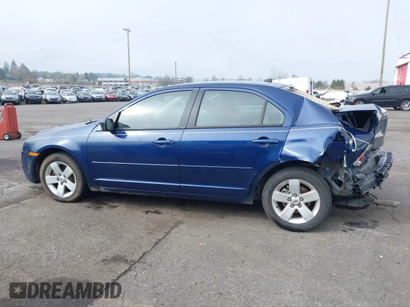 2007 Ford Fusion SE with VIN 3FAHP07117R175015, listed as a IAAI auction lot 41881420 with 217,978 mi miles. Bid and sale history available at carsss.com. Image 15.