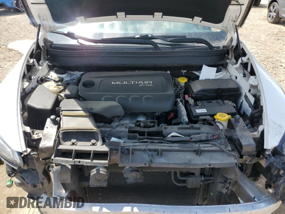 2016 Jeep Cherokee Latitude z VIN 1C4PJLCB0GW329394, wystawiony jako Copart lot #55442565 z przebiegiem 95 136 mil mil oraz Szkoda całkowita • Salvage title. Historia ofert i sprzedaży dostępna na DreamBid. Obrazek 12.