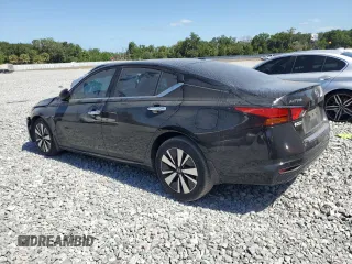 2022 Nissan Altima SV z VIN 1N4BL4DV7NN368463, wystawiony jako Copart lot #54842435 z przebiegiem 88 439 mil mil oraz Nie do naprawy. Historia ofert i sprzedaży dostępna na DreamBid. Obrazek 2.