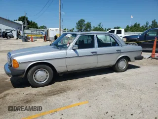 1979 Mercedes-Benz 300 с VIN 12313012127361, выставлен на аукционе Copart как лот 61981455 с пробегом 173 130 миль миль и Чистый • Clean title. История ставок и продаж доступна на DreamBid. Изображение 1.