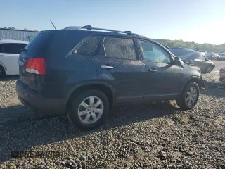 2012 Kia Sorento LX z VIN 5XYKT3A63CG240906, wystawiony jako Copart lot #52706915 z przebiegiem 182 518 mil mil oraz Szkoda całkowita • Salvage title. Historia ofert i sprzedaży dostępna na DreamBid. Obrazek 3.