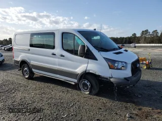 2022 Ford Transit Cargo with VIN 1FTBR1Y89NKA63432, listed as a Copart auction lot 49260645 with 22,582 mi miles and Salvage Title. Bid and sale history available at DreamBid. Image 4.