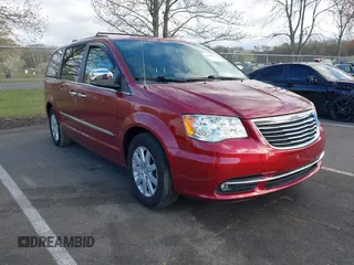 2012 Chrysler Town & Country Touring-L with VIN 2C4RC1CG3CR413148, listed as a IAAI auction lot 42040272 with 137,631 mi miles. Bid and sale history available at carsss.com. Image 1.